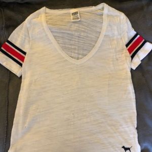 VS PINK EVERYDAY TEE